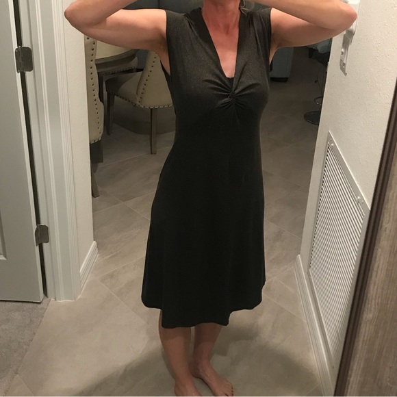 Patagonia twist front dress. Size Small - Picture 8 of 8